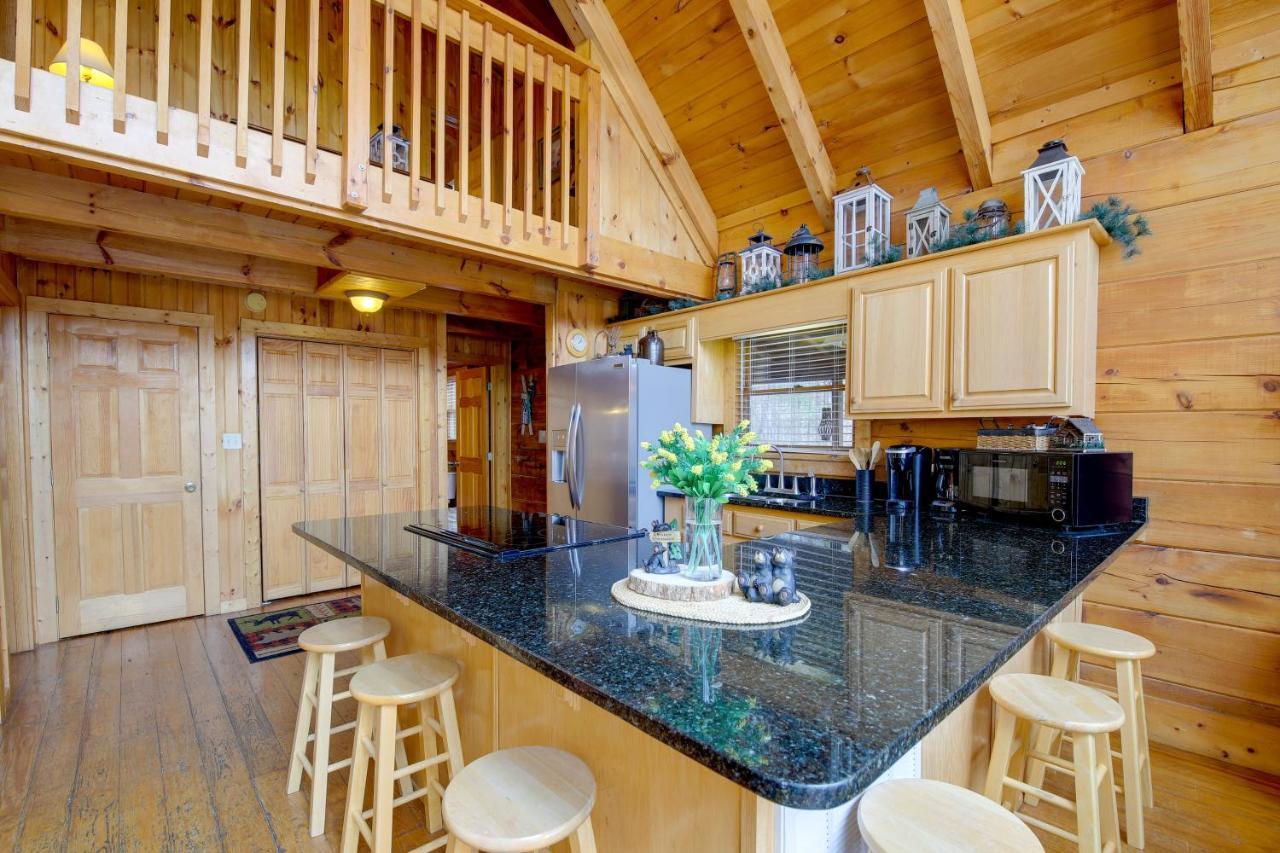 Smoky Mountains Cabin With Hot Tub, Deck And Views! เซอเวียร์วีล ภายนอก รูปภาพ